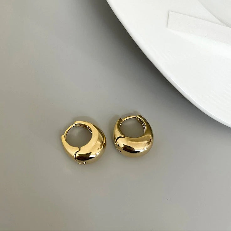 أقراط أنيقة